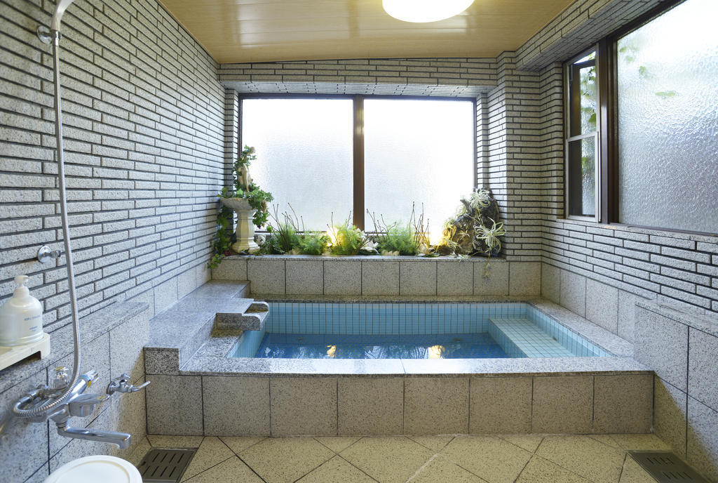 Kikuya Hotel Yamanakako Exterior photo