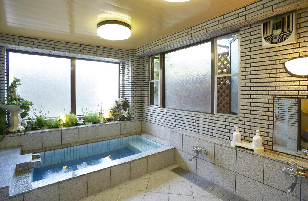 Kikuya Hotel Yamanakako Exterior photo